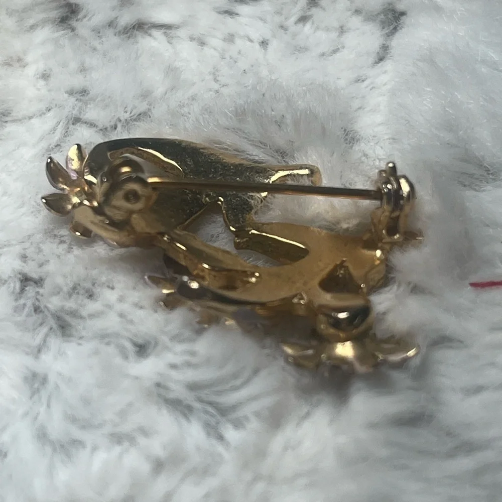 Vintage Flower Brooch